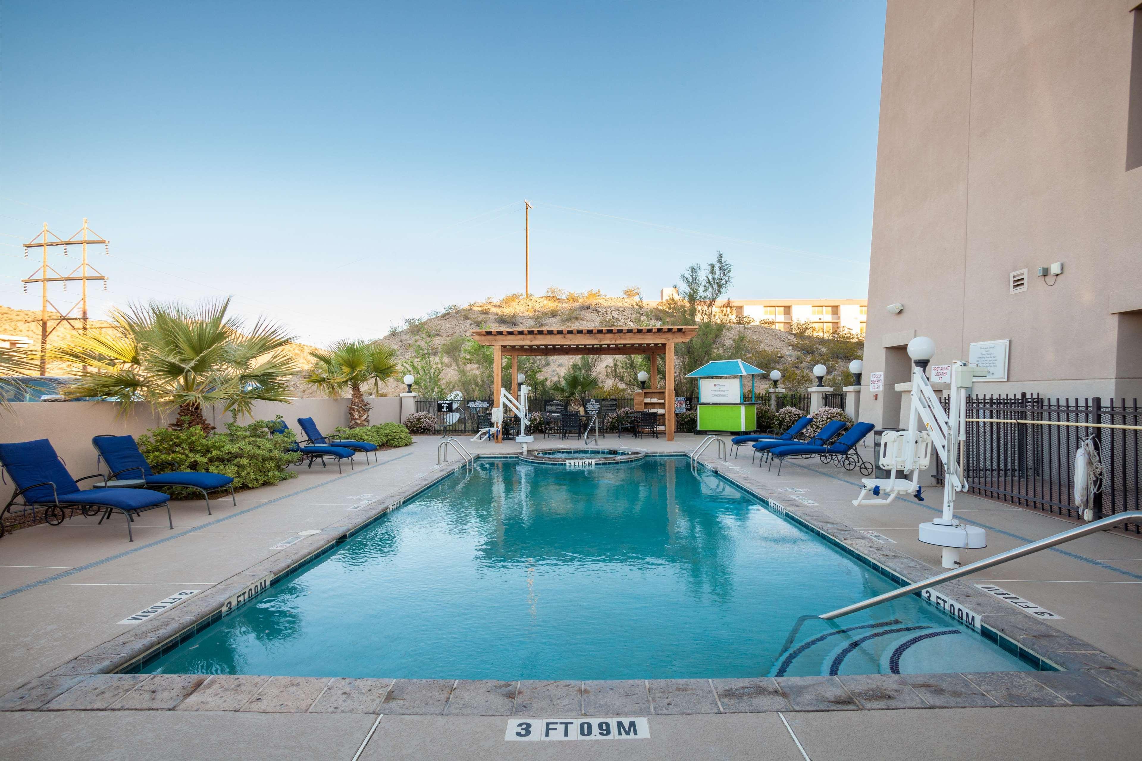 Hilton Garden Inn El Paso University Exterior photo